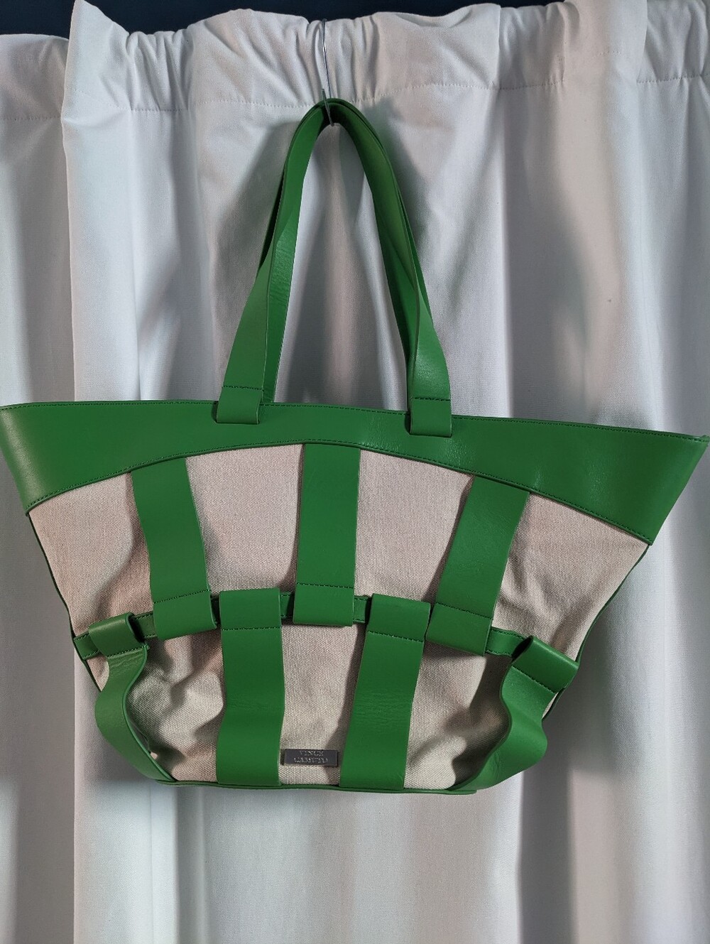 Vince Camuto Bucket Beige Canvas Green Leather Medium Tote